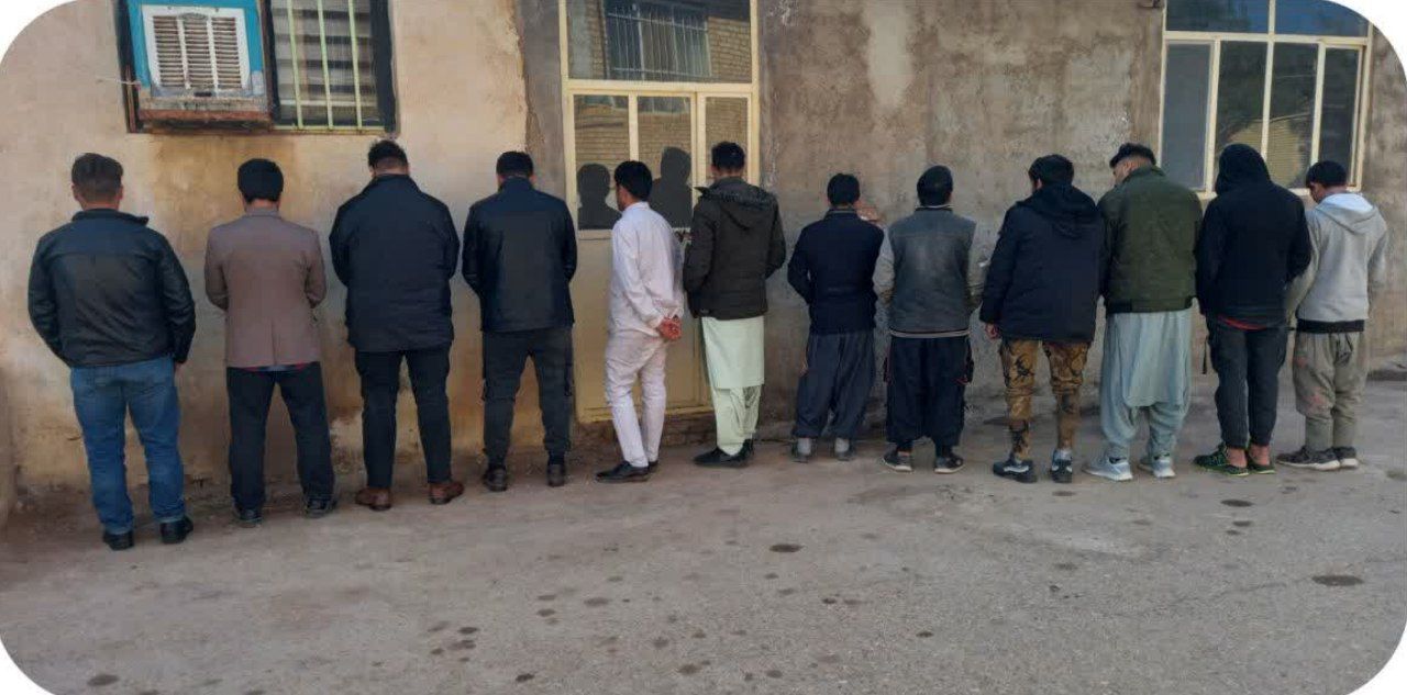 اجرای طرح آرامش در شهر فیروزه اجرای طرح آرامش در شهر فیروزه