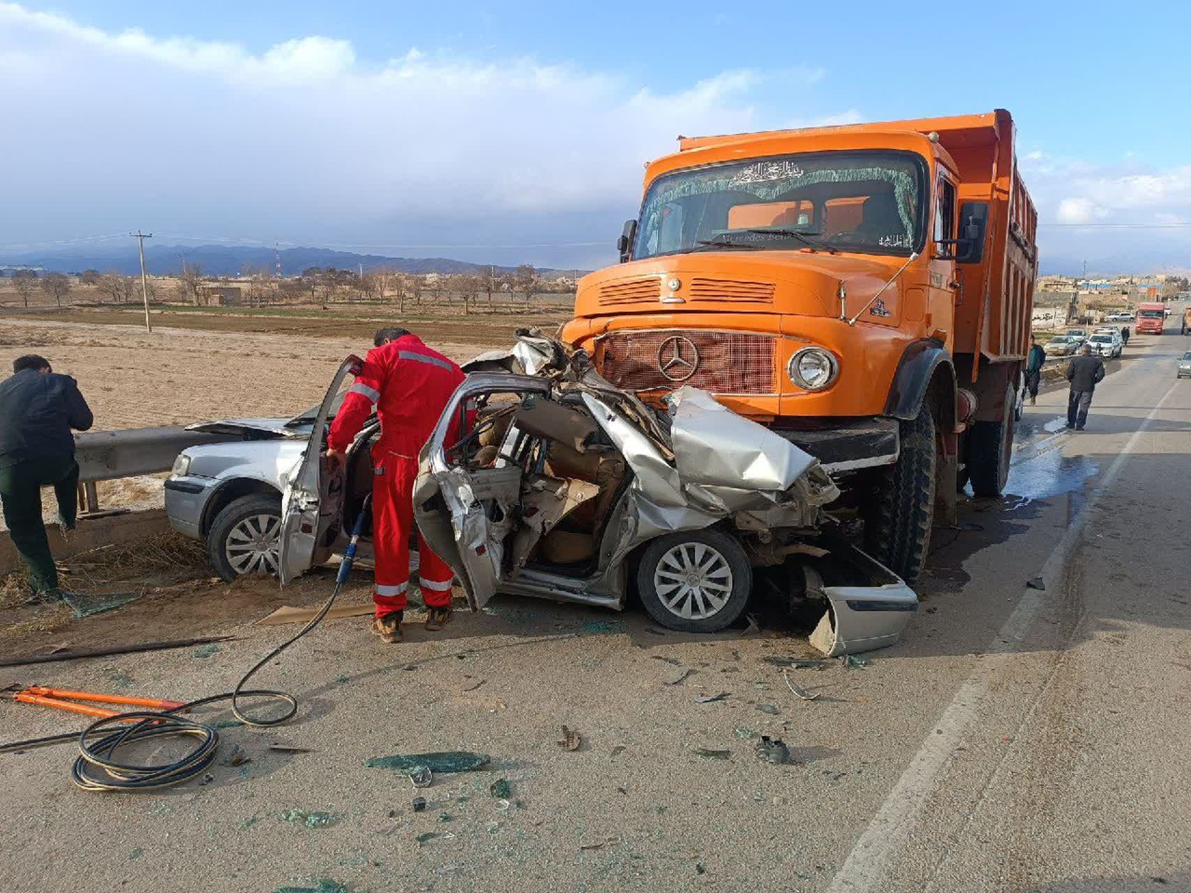 ۳ فوتی و ۲ مصدوم در تصادف مرگبار ورودی جنوب شهر فیروزه