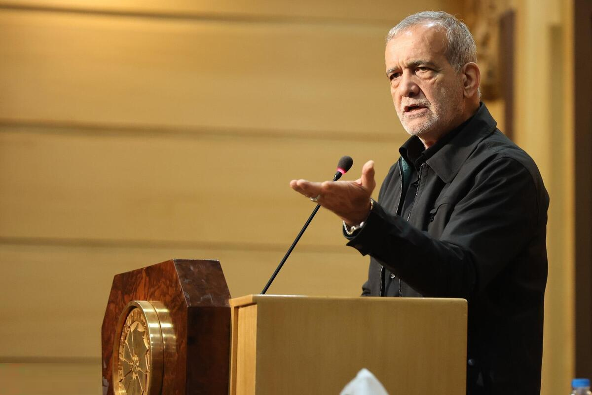 رئیسجمهور: پاسخ مشروع و قدرتمند جمهوری اسلامی ایران، دشمن را از اقدام احمقانه خود پشیمان خواهد کرد رئیسجمهور: پاسخ مشروع و قدرتمند جمهوری اسلامی ایران، دشمن را از اقدام احمقانه خود پشیمان خواهد کرد