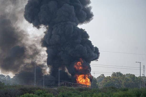 سپاه پاسداران: مرکز طراحی عملیات ترور و شرارتهای رژیم صهیونیستی (موساد) در آتش میسوزد + فیلم سپاه پاسداران: مرکز طراحی عملیات ترور و شرارتهای رژیم صهیونیستی (موساد) در آتش میسوزد + فیلم
