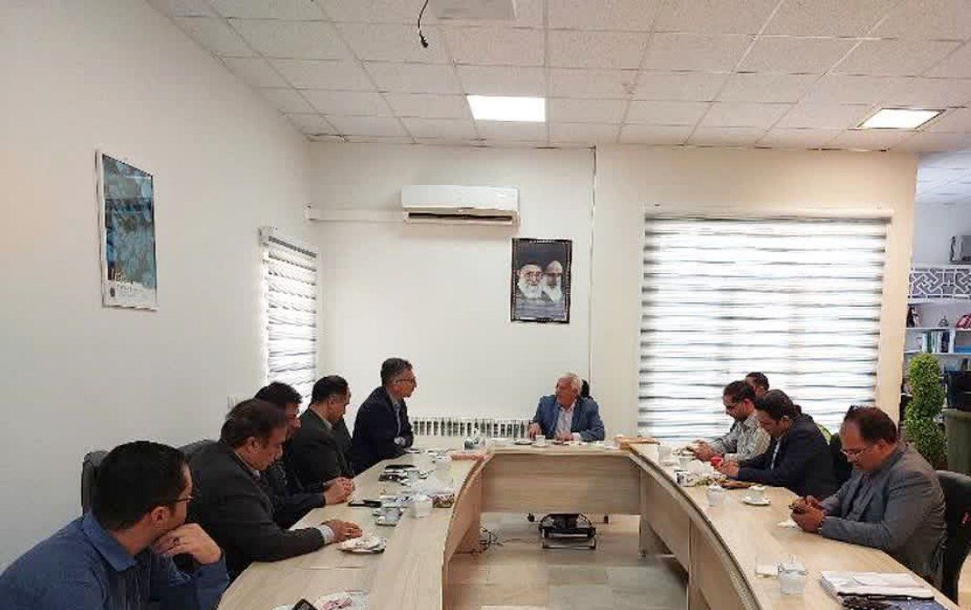 دیدار مدیرعامل شرکت توزیع برق استان با فرماندار فیروزه