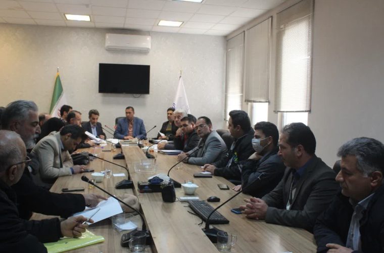 قرعه‌کشی ۷ قطعه زمین طرح «جوانی جمعیت» فیروزه با تأکید بر رفع مشکلات زیرساختی